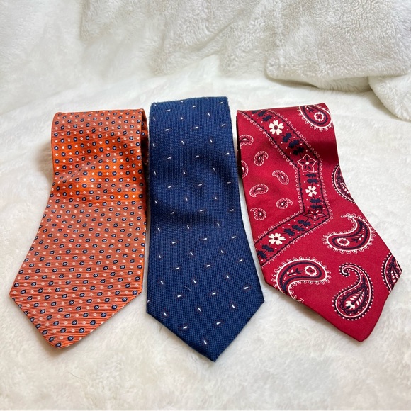 Tommy Hilfiger 3 tie bundle Vintage - Picture 2 of 10